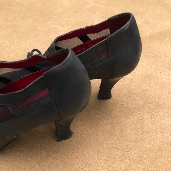 Lace up Pump with netting with Louis heel - Picture 3 of 5